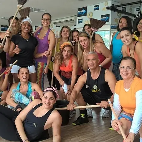 Rede Alpha Fitness promove aula de Cross House