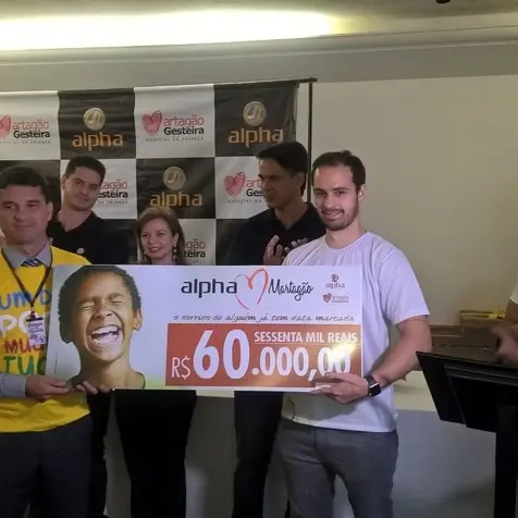 Rede Alpha Fitness faz entrega de doação de R$ 60 mil reais ao Hospital Martagão Gesteira 