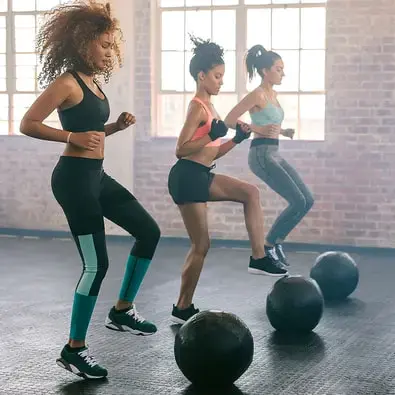 Especialista conta como o Treino Funcional pode beneficiar as mulheres